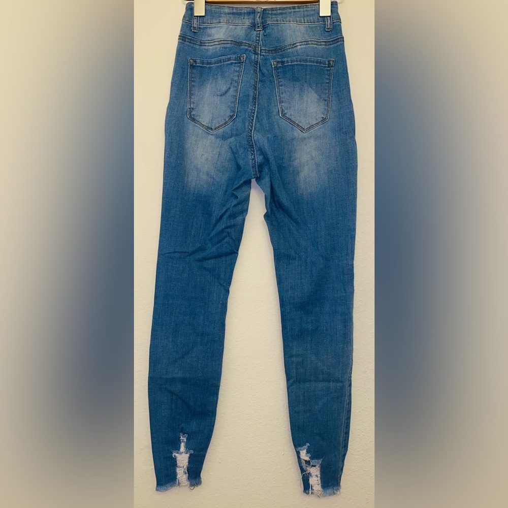 Fashion Nova Distressed Skinny Stretch Fit Jeans - Picture 3 of 4